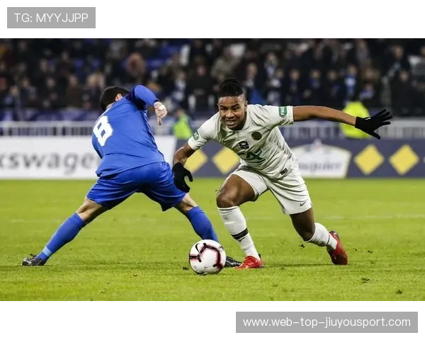 恩昆库反击中途变向摆脱后推射入网